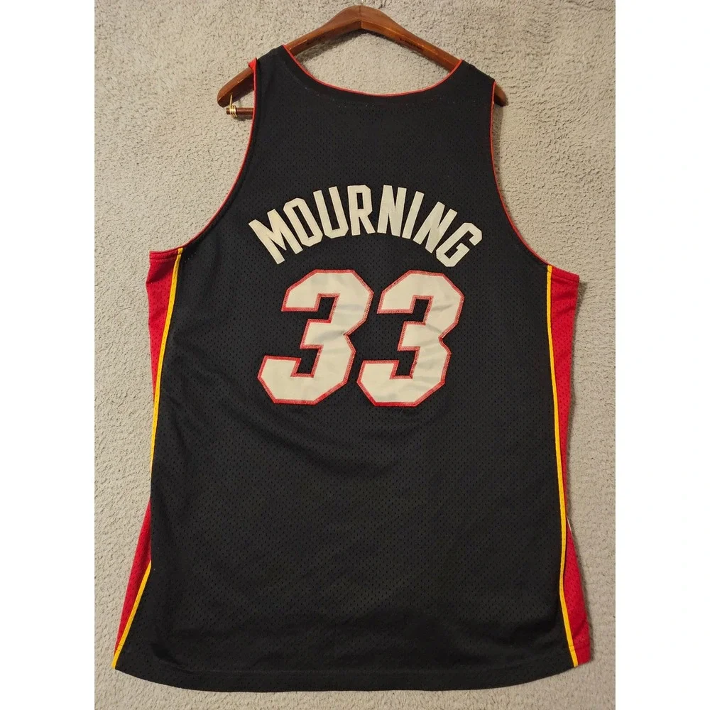 Vintage Nike Miami Heat Alonzo Mourning #33 NBA Jersey Mens 2XL Black Mesh Red